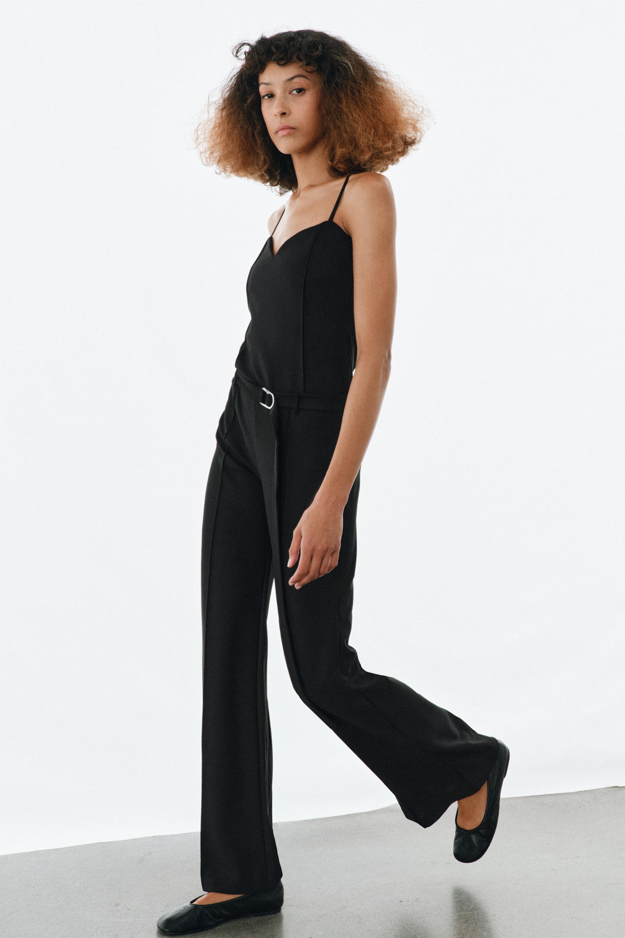 CREPE BELTED PANTS